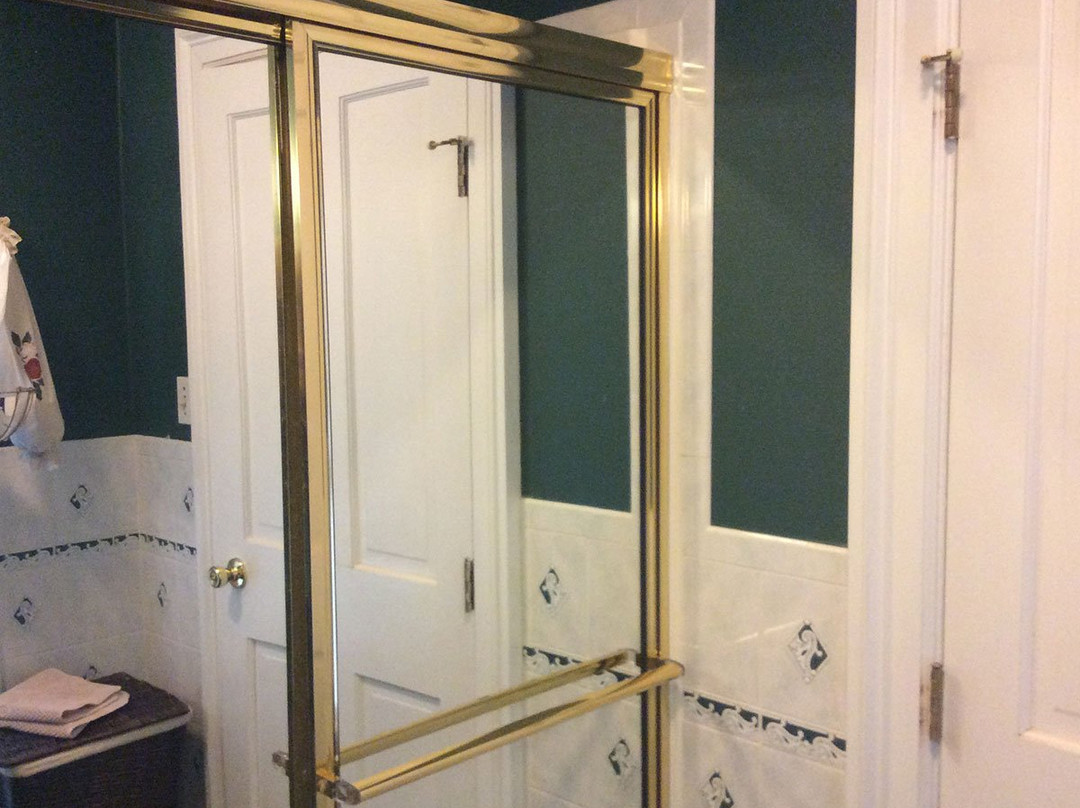 Antique & Irish Welch House主图