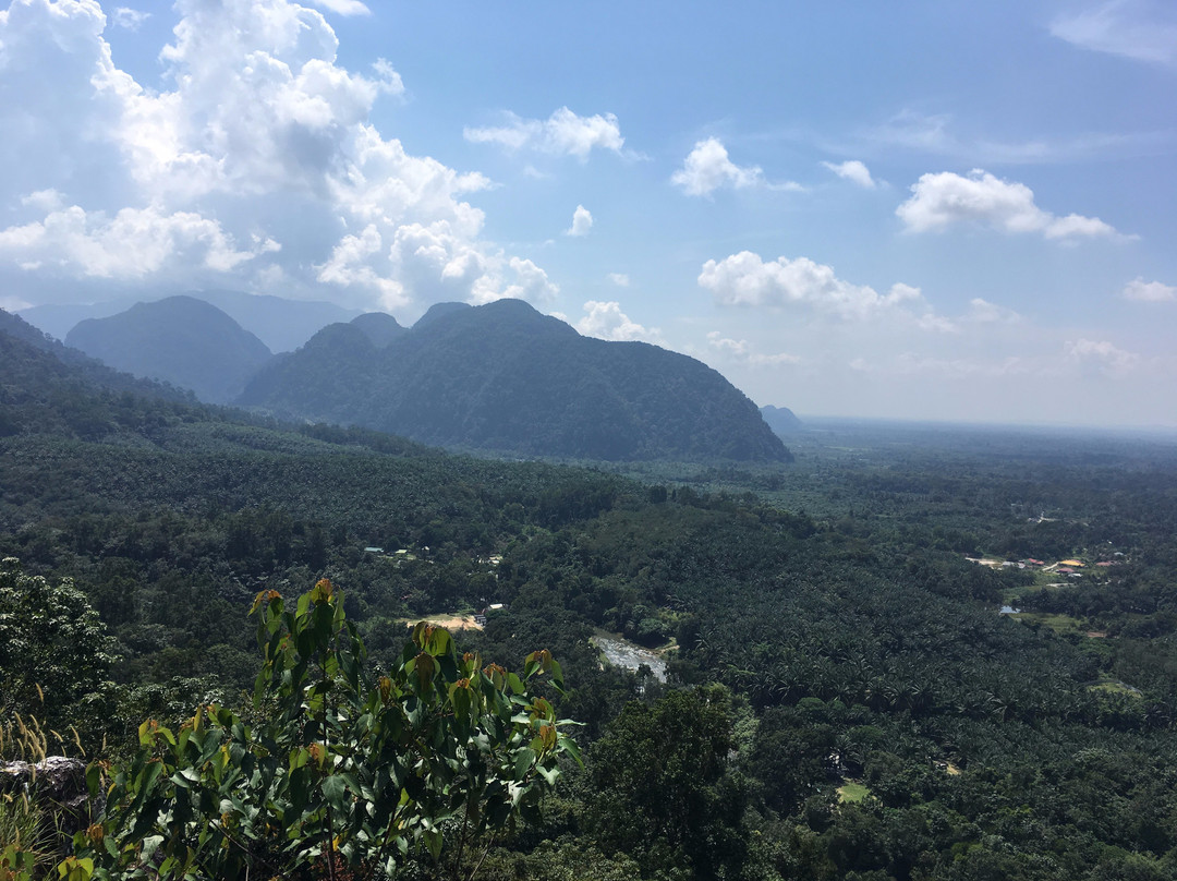 Bukit Batu Putih-务边必去景点