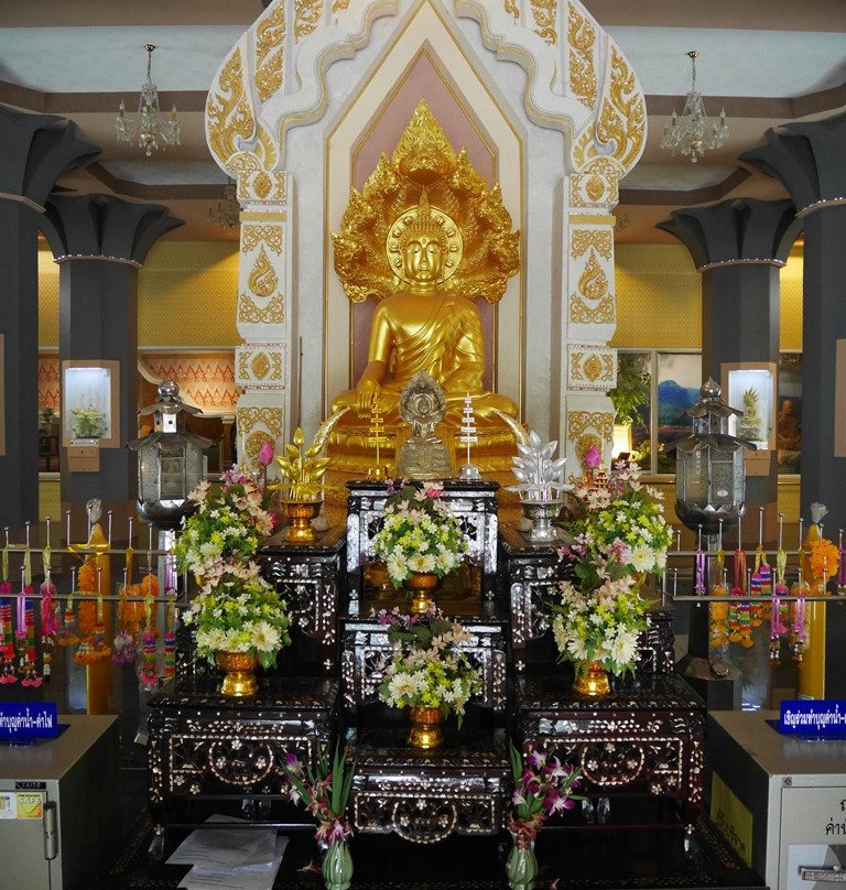 Wat Nuea景点图片