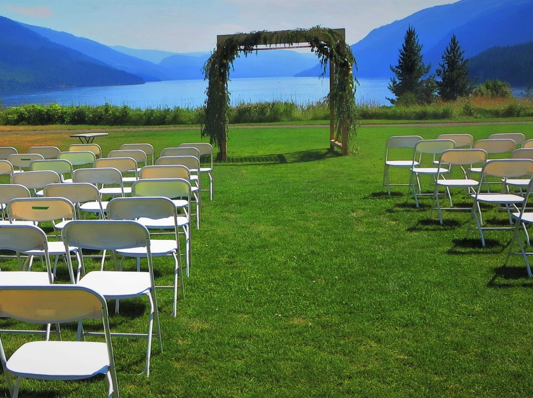 Mabel Lake Golf Course-Kingfisher必去景点