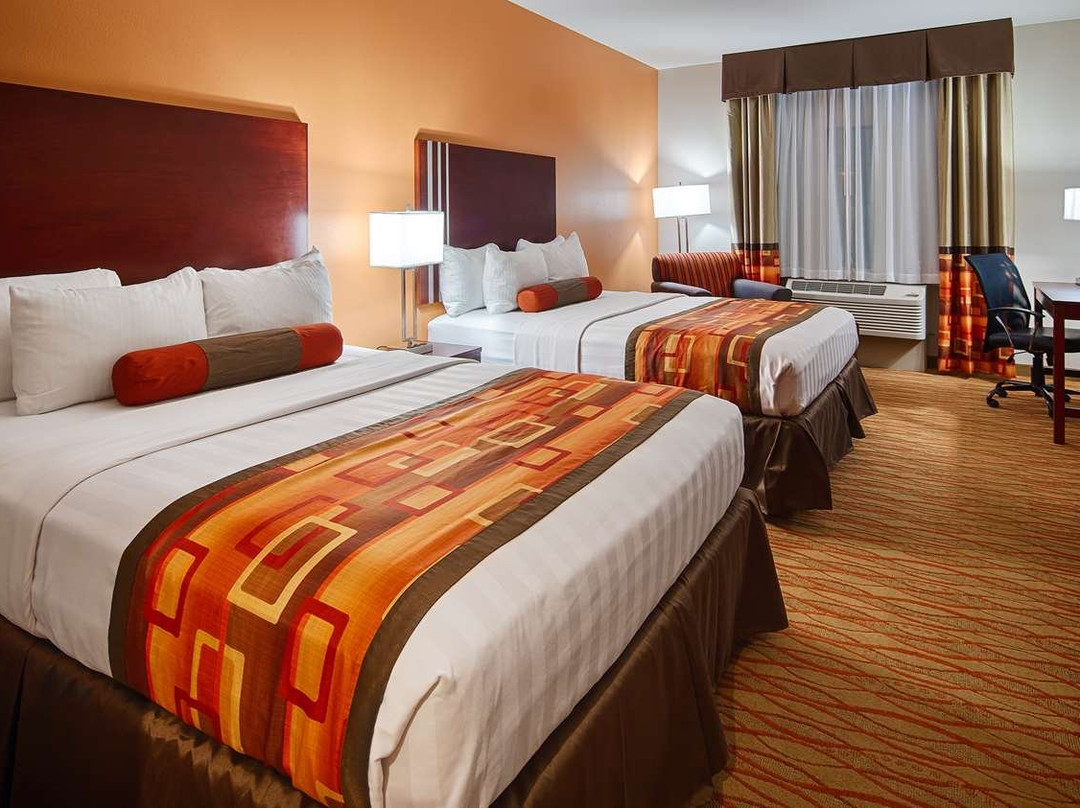 Best Western Plus Spring Inn & Suites主图