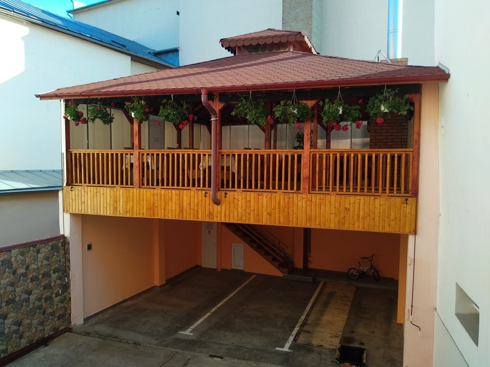 维拉阿德里亚诺旅馆