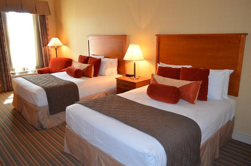 Inn at Cross Keys Station主图