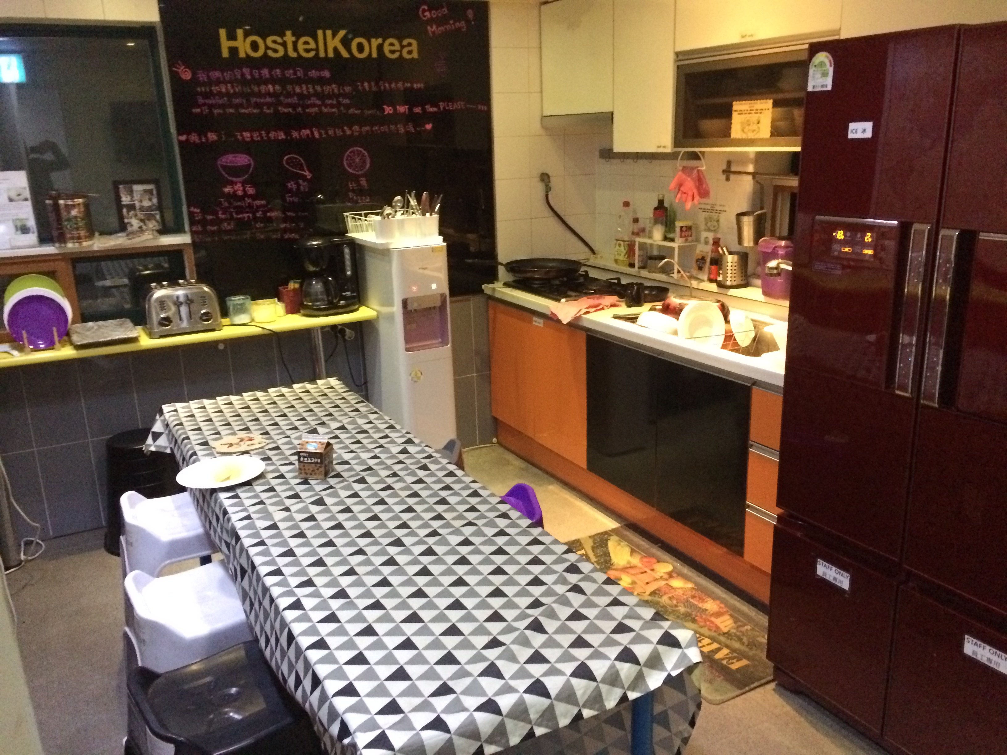 韩国青年旅舍-餐饮