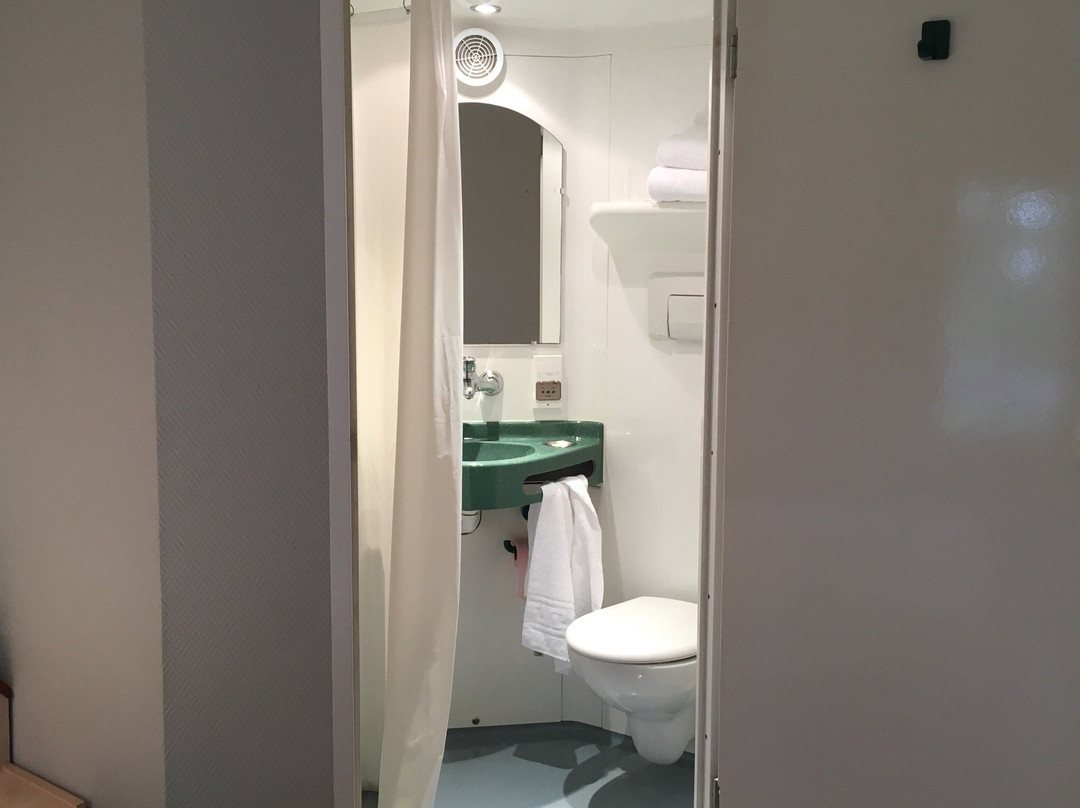 法斯特酒店主图