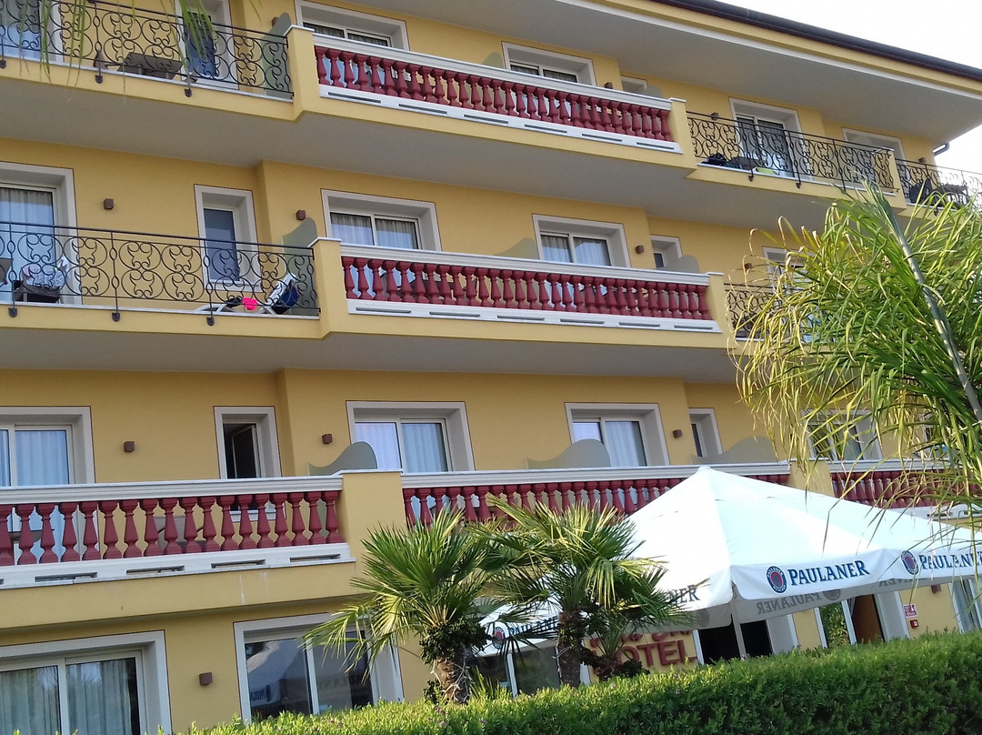 Villa Eva Hotel主图