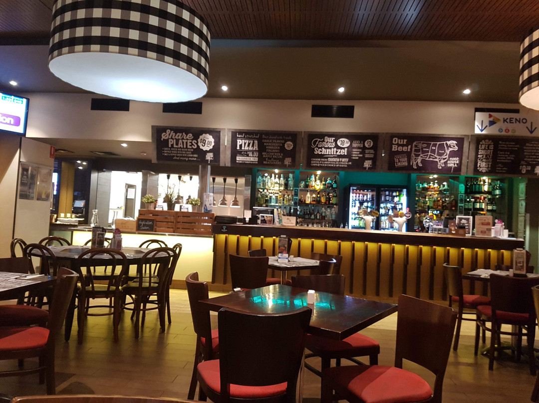 Morayfield Tavern主图