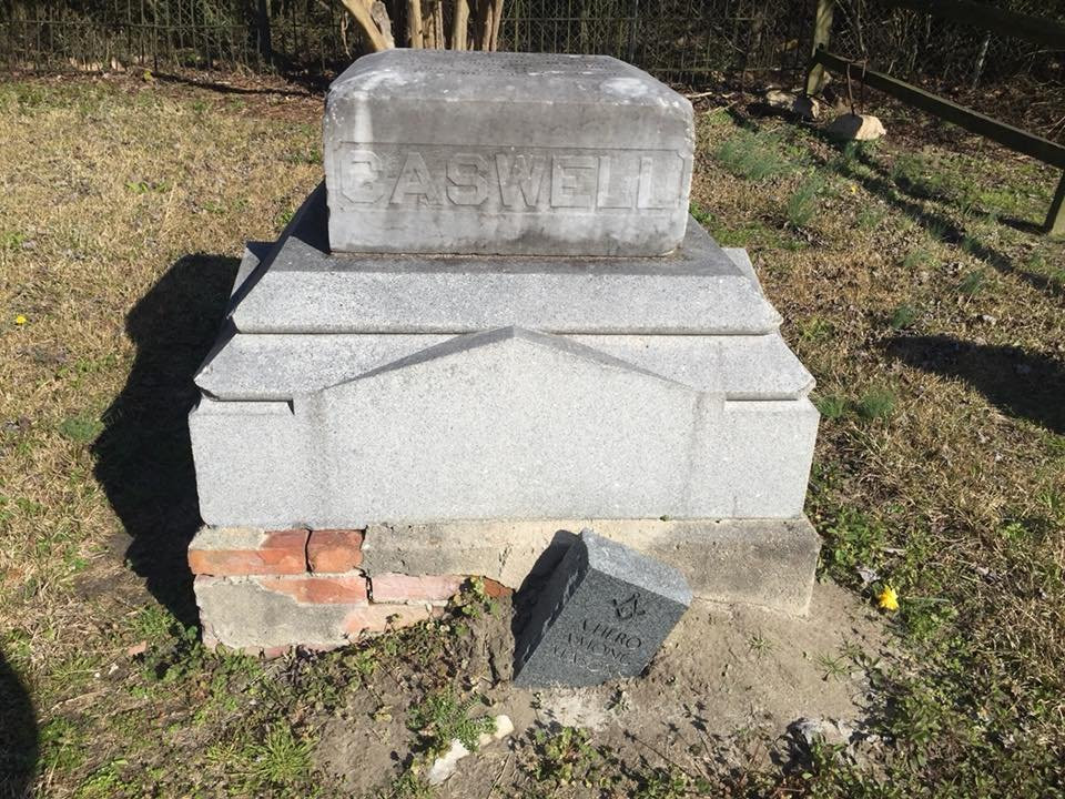 Gov. Caswell Memorial景点图片