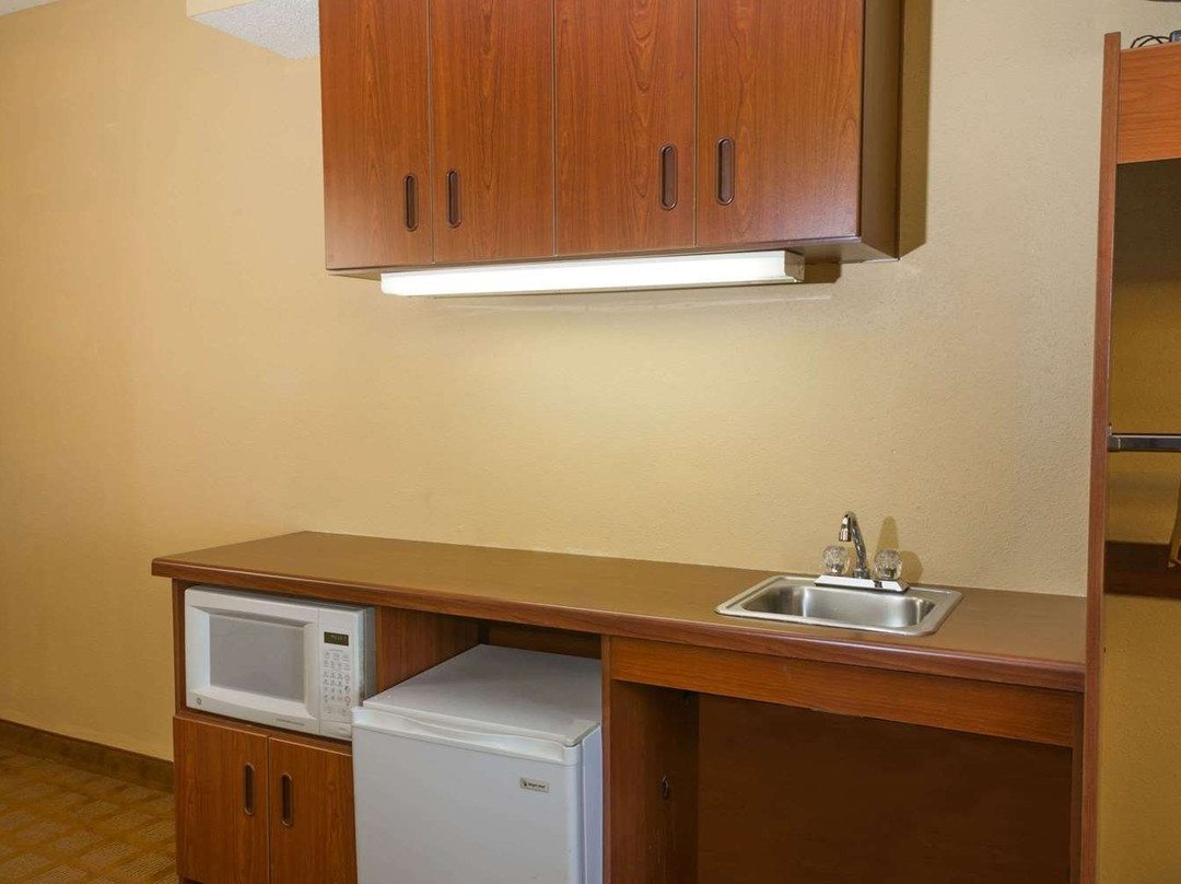 Microtel Inn & Suites by Wyndham Hillsborough主图