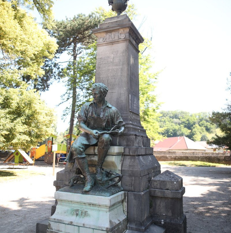 Monument à Wladimir Gagneur景点图片