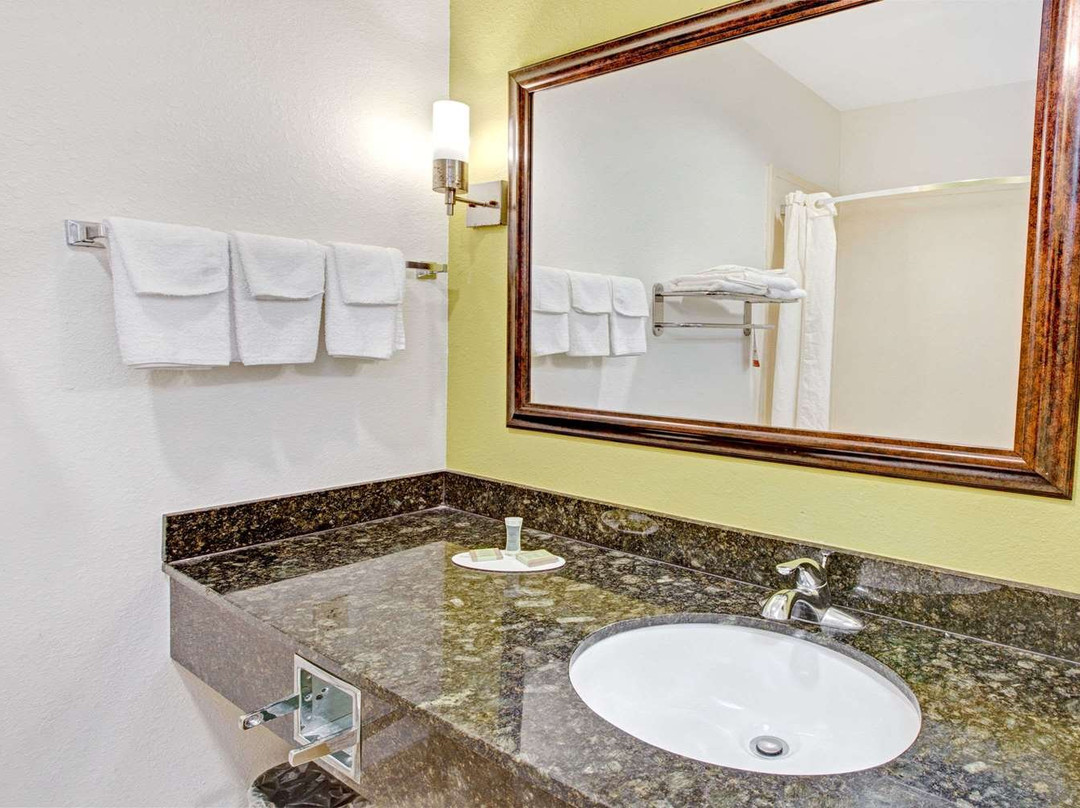 Red Roof Inn La Porte主图