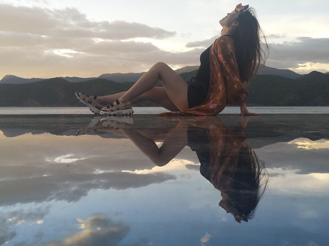 普若瓦蓝酒店主图