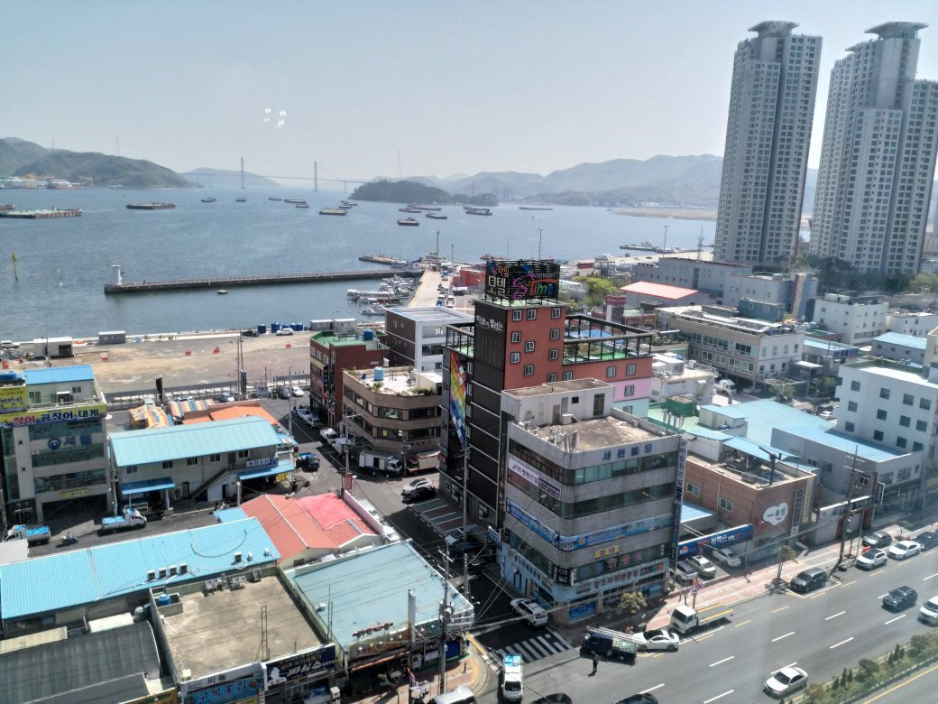 Sky View Hotel主图