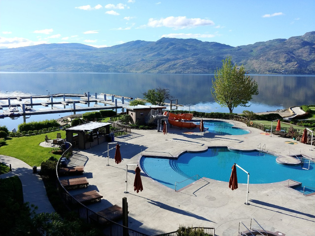 The Cove Lakeside Resort主图