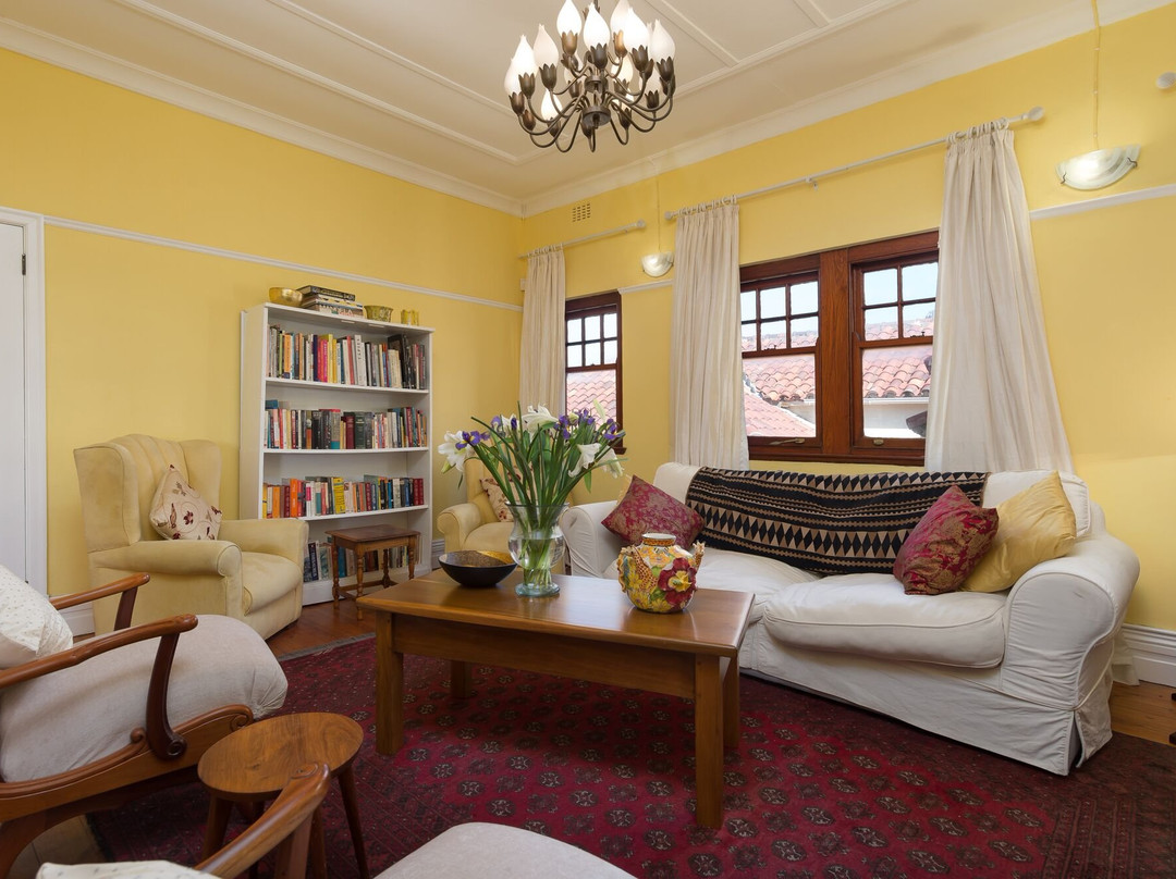 The Gong House主图