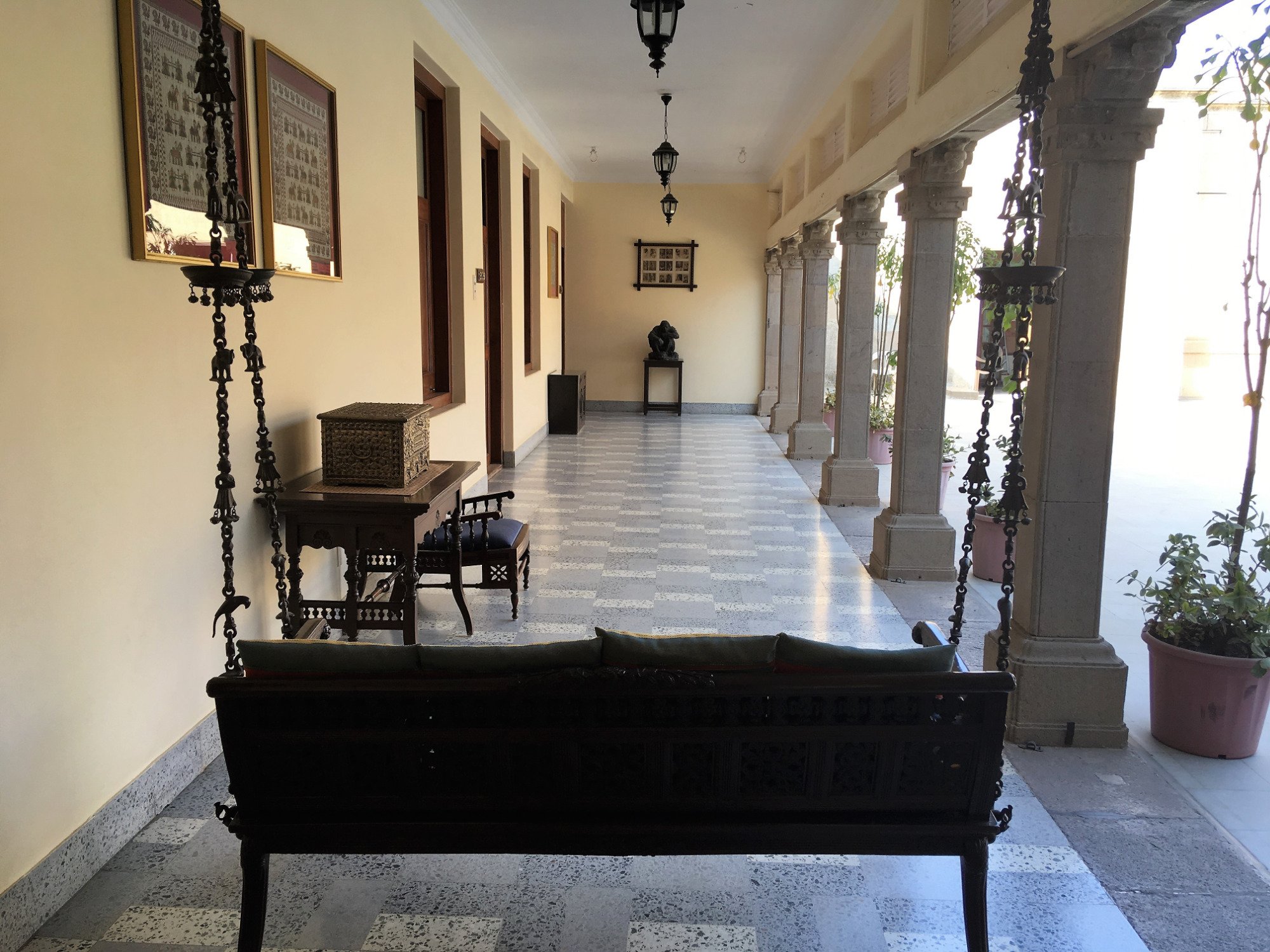 Nilambag Palace Hotel-浴室