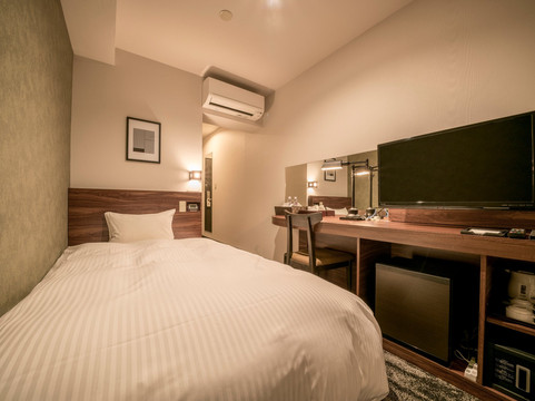 佐野藤冈 R9 酒店主图