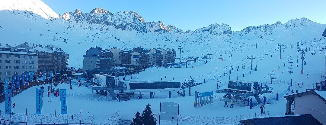 Hotel De Les Pistes主图