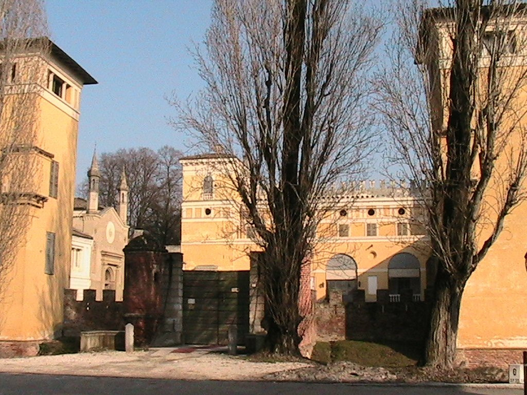 Torre de Picenardi旅游攻略图片