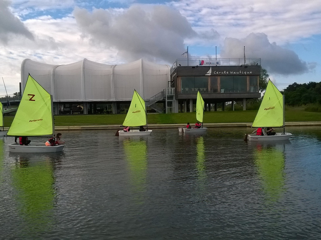 Cap 250  Ecole de Voile et Paddle