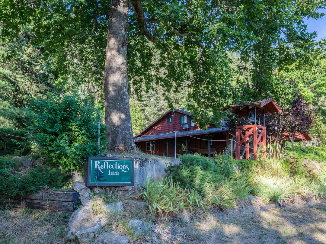 Reflections Inn主图