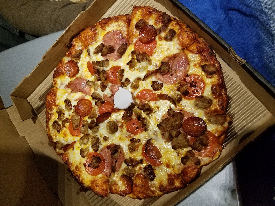 Round Table Pizza
