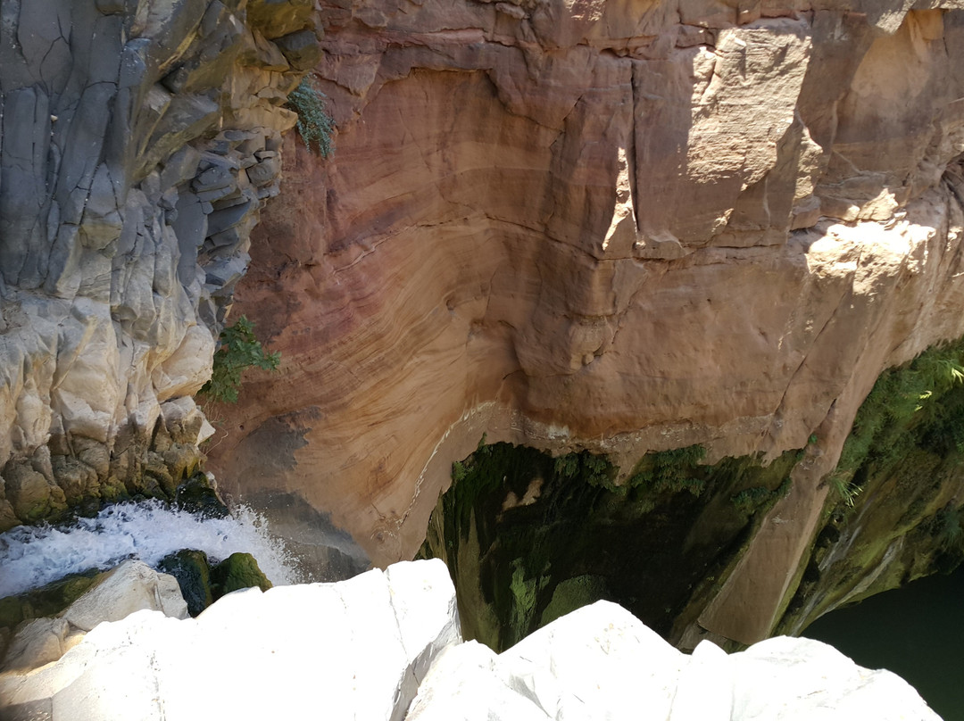 Wadi al hidan-米底巴必去景点