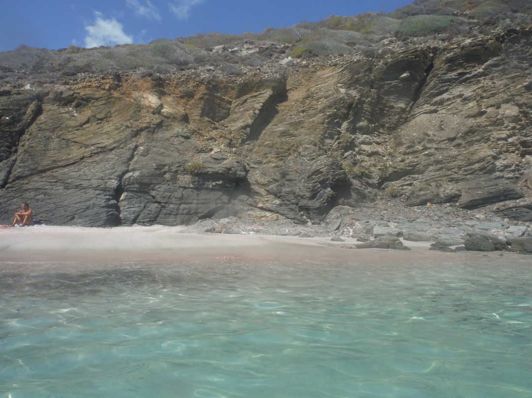 Cala Presili-米诺卡必去景点