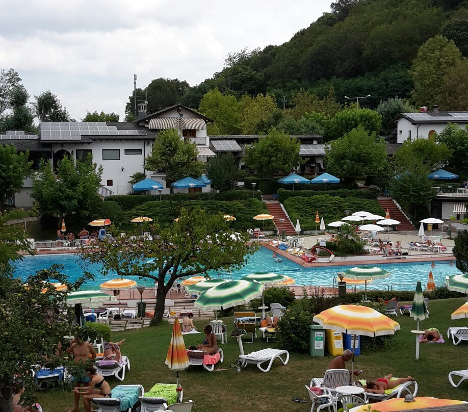 Cuenca Club Parco Piscina di Monteombraro-摩德纳必去景点