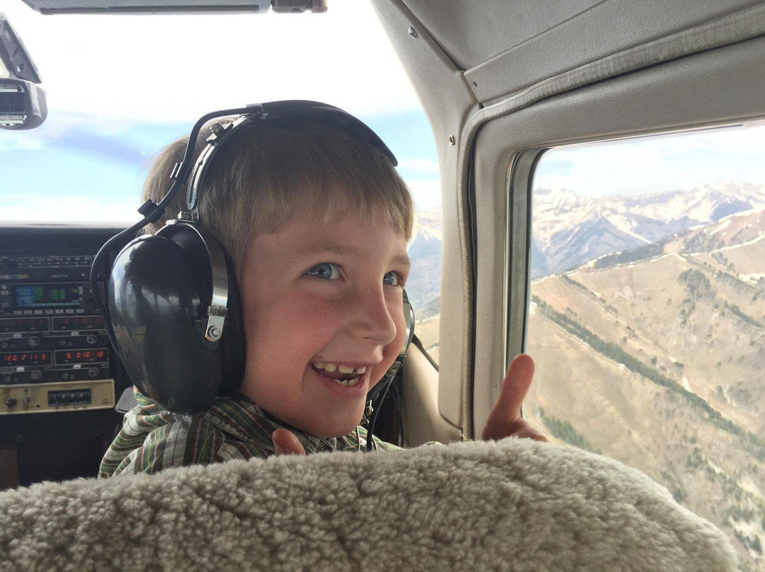 Tall Pines Aviation-杜兰戈必去景点