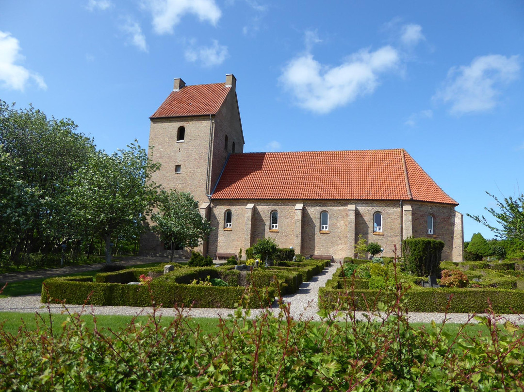Lonstrup Kirke景点图片