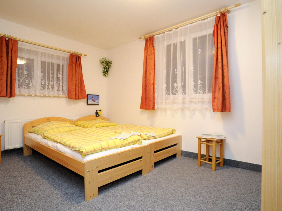 Bedrichov酒店住宿-Penzion U Elišky Bedřichov