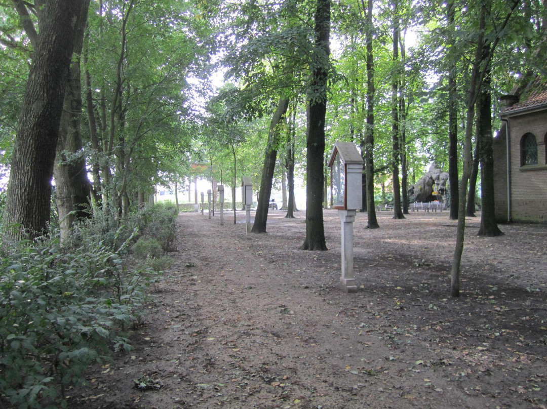 Sint Salvatorkapel-巴勒纳绍必去景点