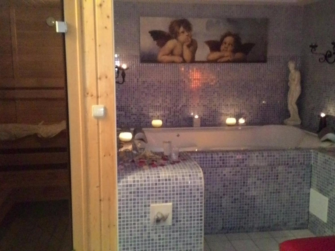 托米会议及放松中心酒店