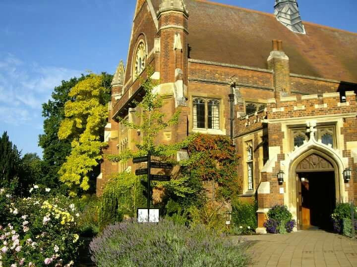 Homerton College景点图片