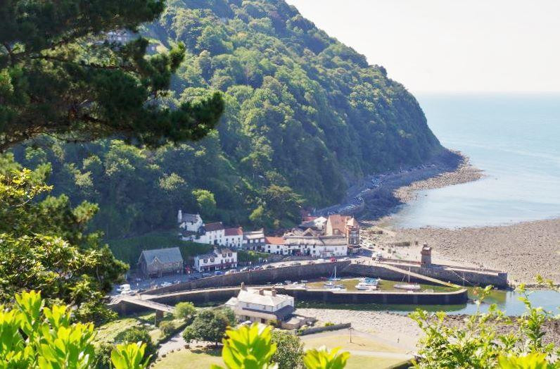 Countisbury Lodge主图