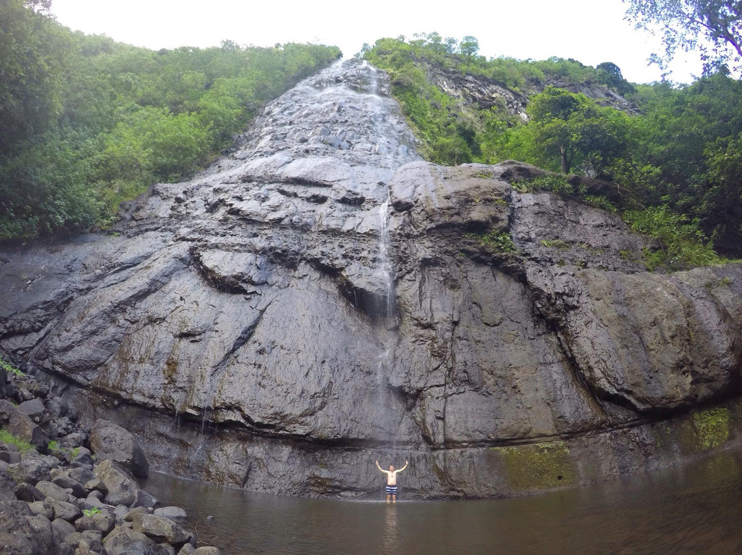 Afareaitu Waterfalls-Afareaitu必去景点