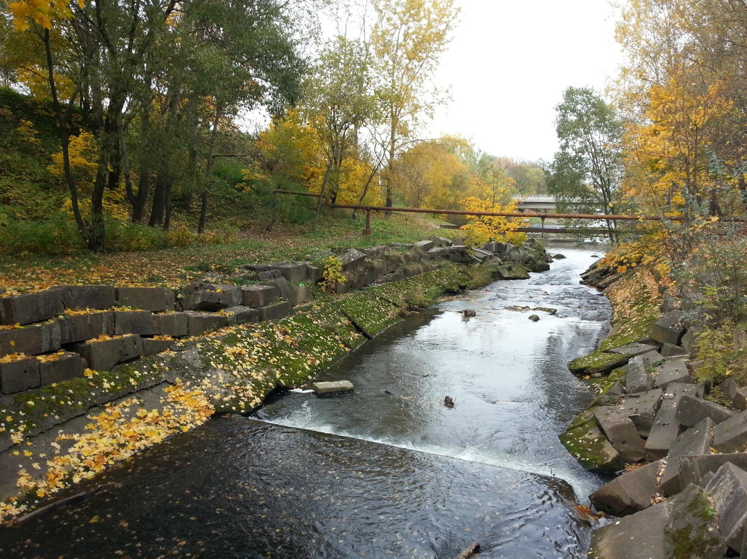 The Bridge With Dam Outlet On River Strelka景点图片