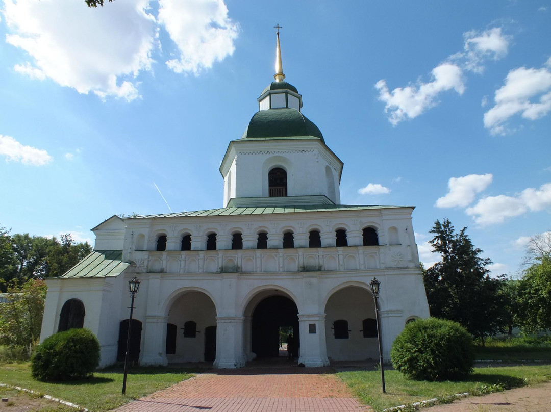 Our Savior and Transfiguration Monastery-Novhorod-Siverskyi必去景点