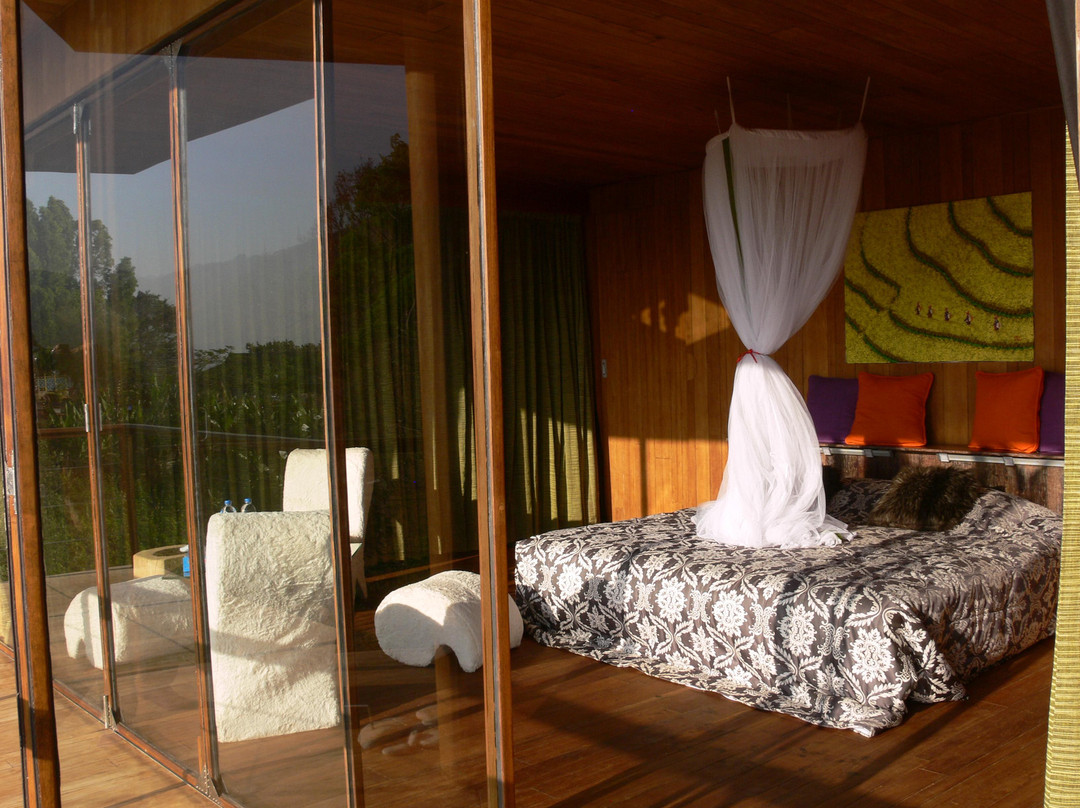 MONTE diVINO Lodge