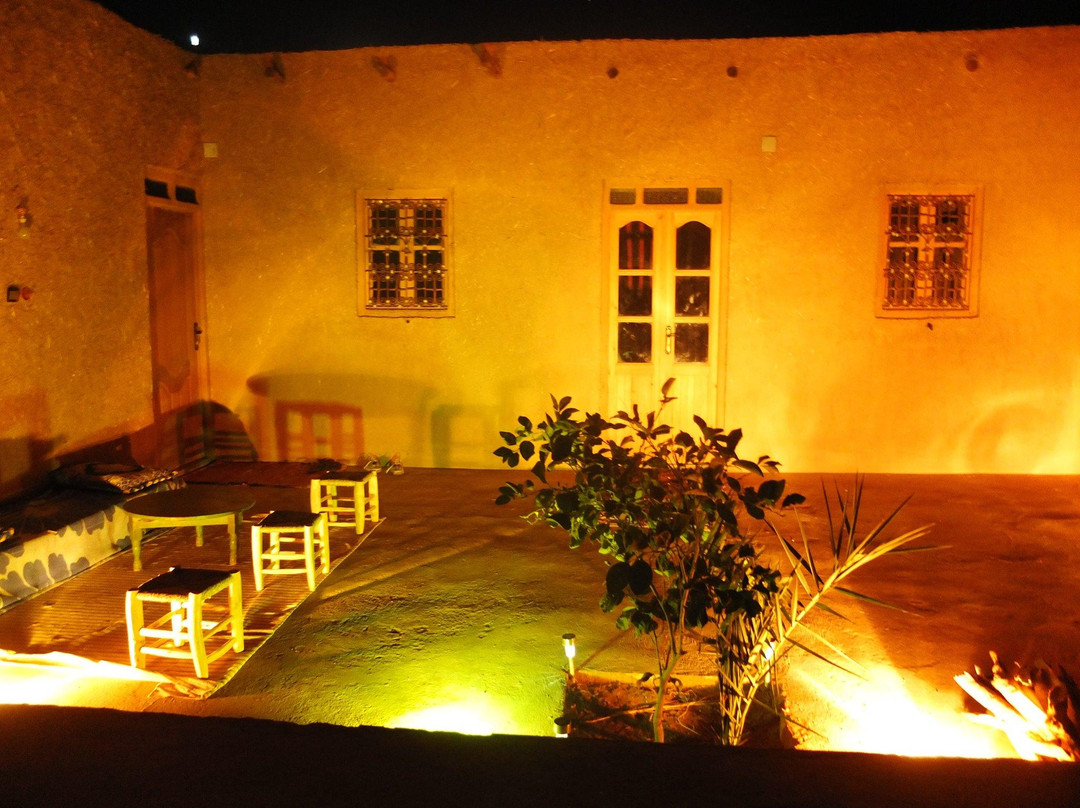 Taouz酒店住宿-Kasbah Casa Khamlia