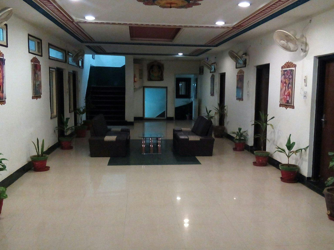 Hotel Karauli Ajay & Krishna Bhog Restaurant主图