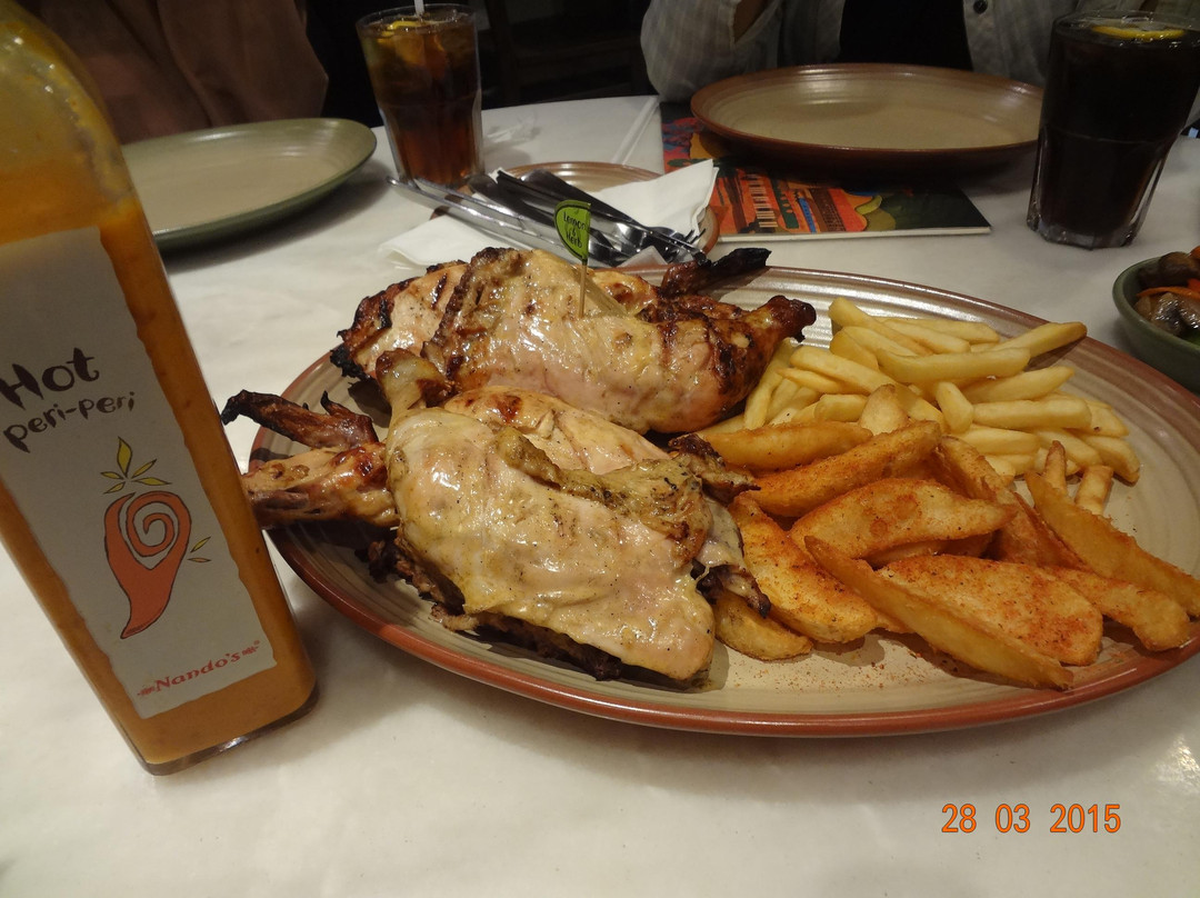 Kampung Bukit Katil餐馆和美食-Nando's