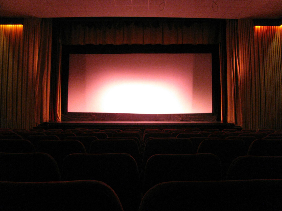 Scott Cinema-牛顿阿伯里必去景点