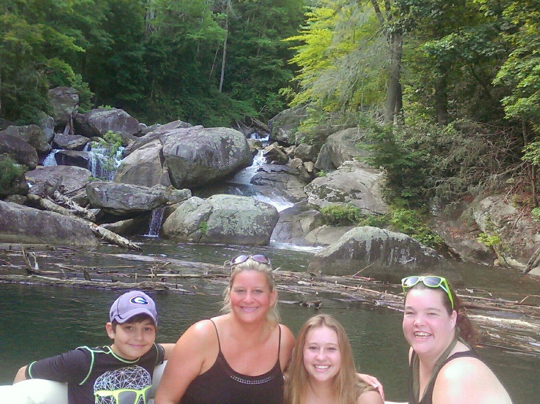 Jocassee Lake Tours-Salem必去景点