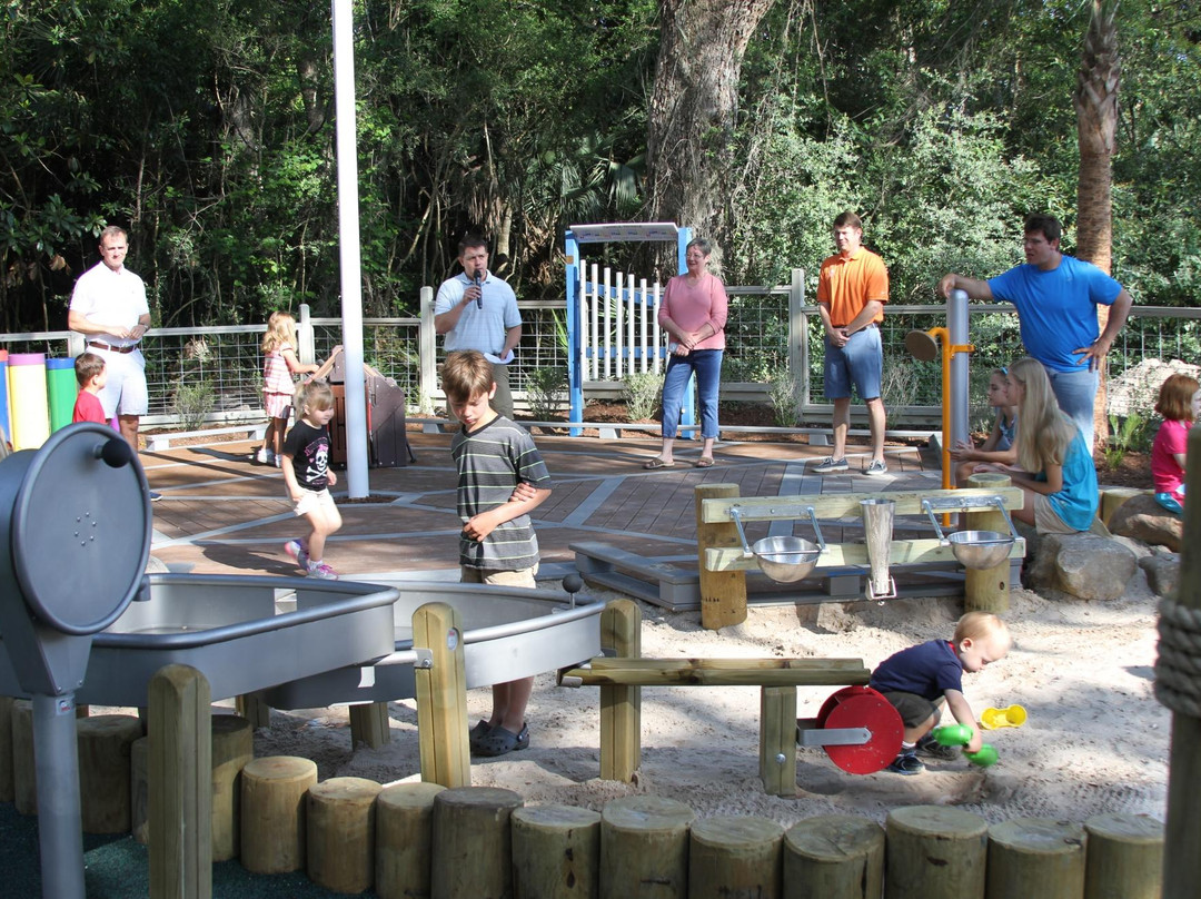 Pirate Playground-费尔南迪纳岛必去景点