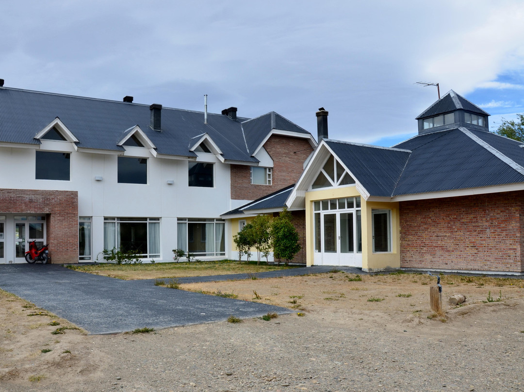 Tamel Aike酒店住宿-Hostería Lago Cardriel