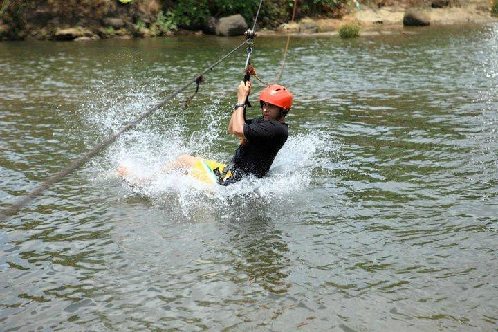 TripPlatform.com's Rafting at Kolad Day Package景点图片