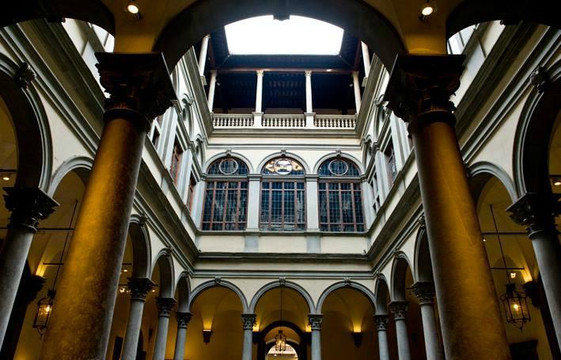 斯特罗齐宫-佛罗伦萨必去景点