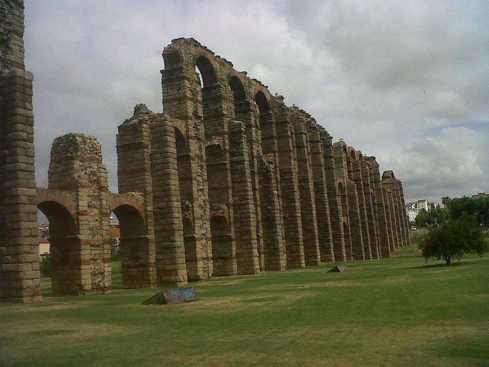 Acueducto de los Milagros-梅里达必去景点